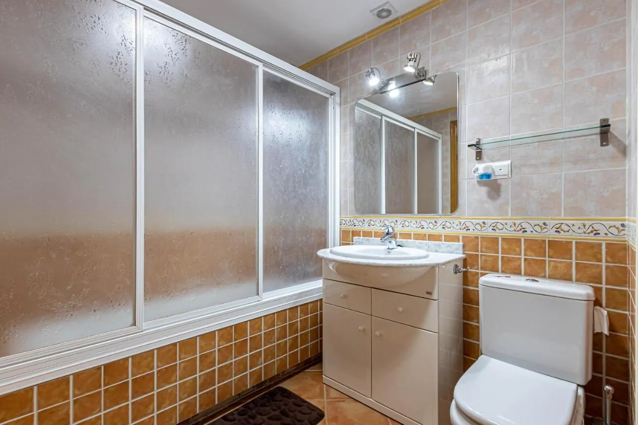 797 Holiday Rentals- Piso Con Amplia Terraza A Solo 1 Min De La Playa Benalmádena İspanya